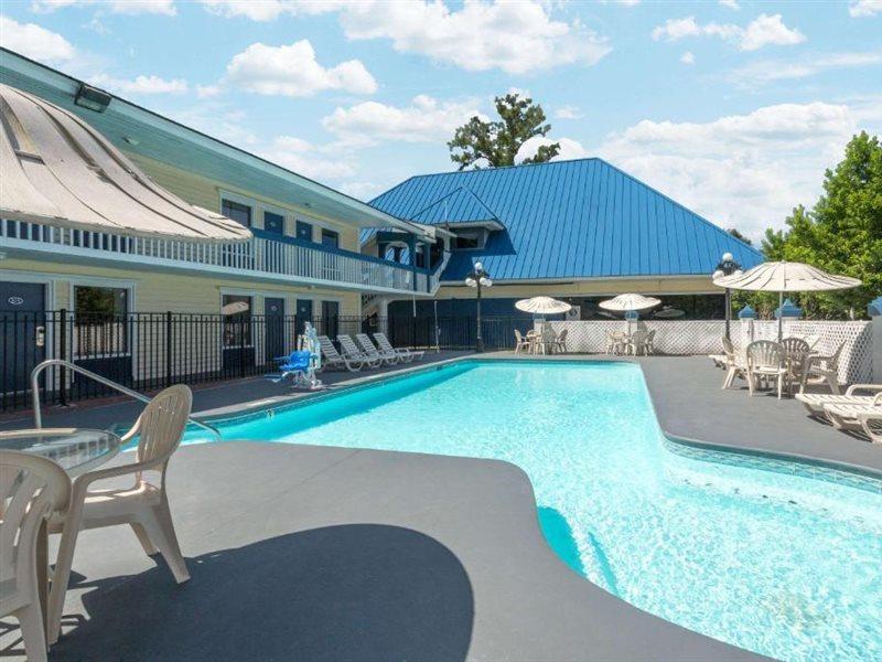 Days Inn By Wyndham Savannah Airport Exterior foto